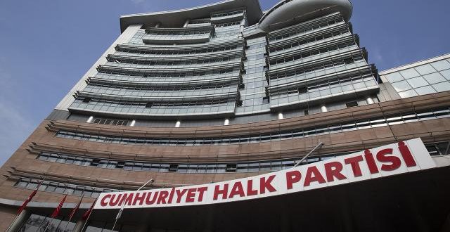 CHP'nin tüm MYK üyelerinden istifa!