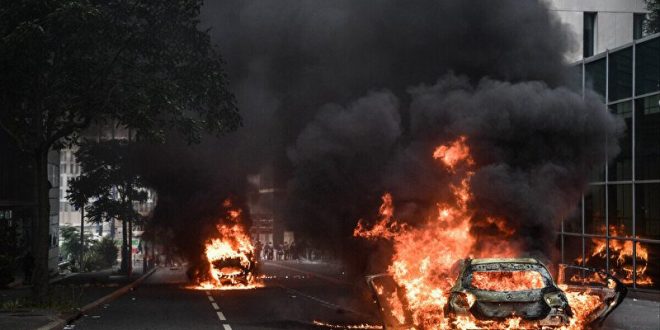 Fransa'daki protestolar kontrolden çıktı: Ateş Belçika'ya sıçradı