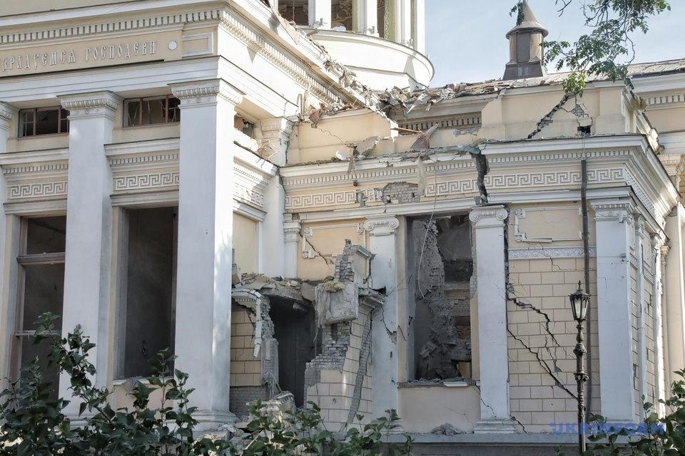 Rusya UNESCO listesindeki katedrali bombaladı