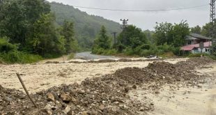 Karabük-Zonguldak yolu çöktü