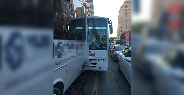 Nevşehir'de iki halk otobüsü çarpıştı