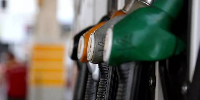 Benzine 3, motorine 4 lira zam bekleniyor iddiası!