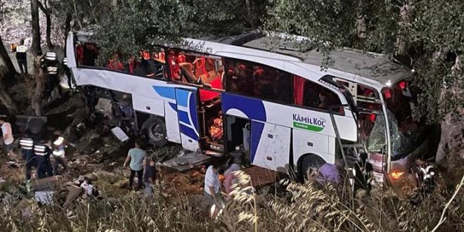 Yozgat'ta katliam gibi kaza: 12 kişi öldü, 19 kişi yaralandı!