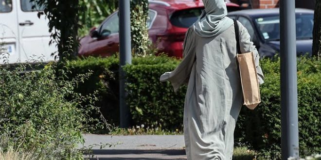 Tartışmalı 'abaya' yasağı Danıştay tarafından onaylandı!