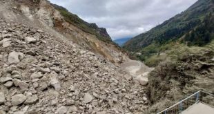 Trabzon'da taş ocağı çöktü