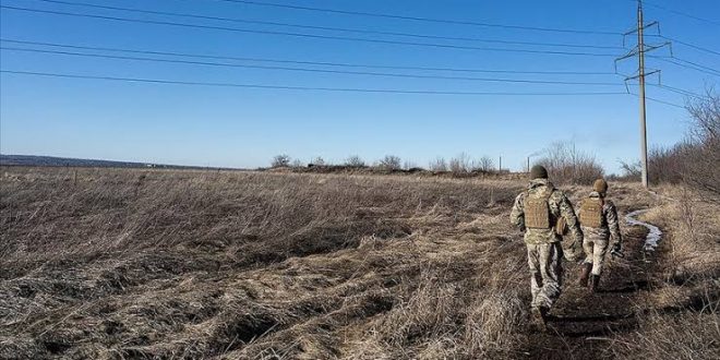 Ukrayna ordusu Rus köylerini bombaladı