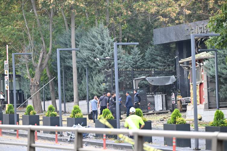 Son dakika! İçişlerine bombalı saldırı girişimi!