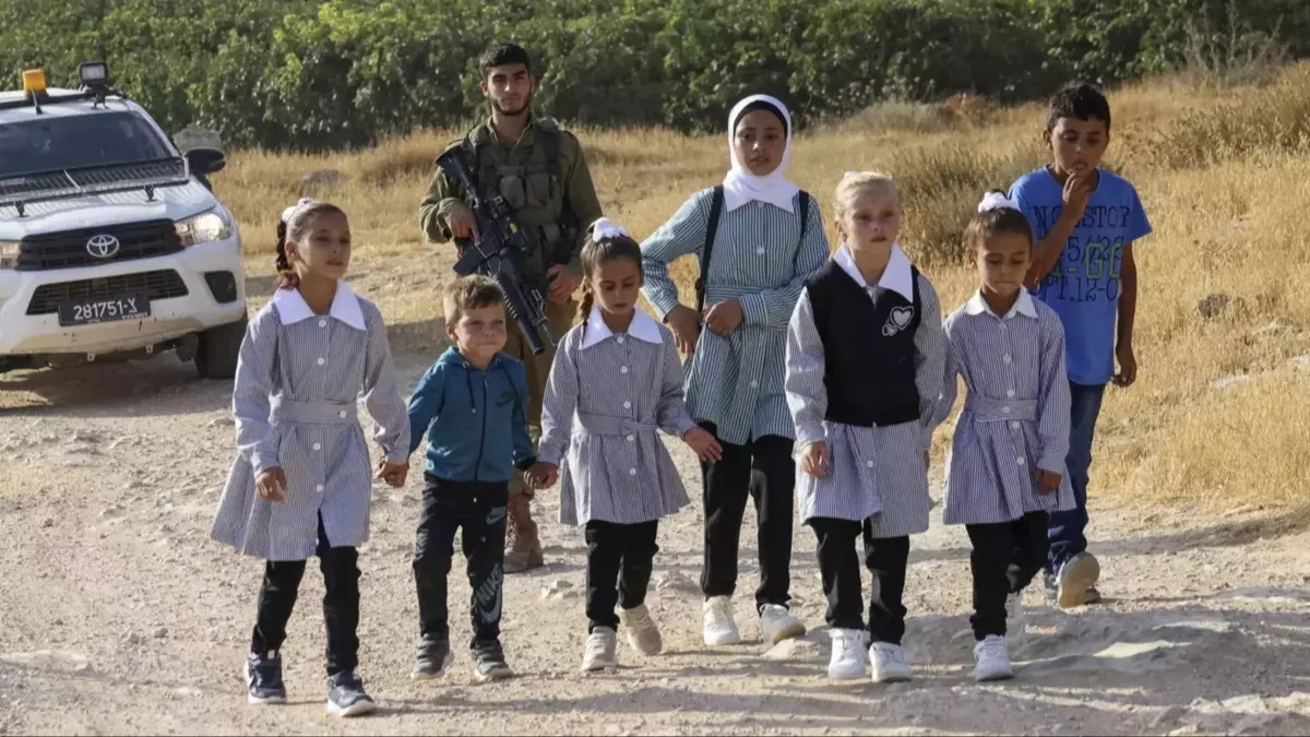 İsrail zulmü bitmiyor: Kadın ve çocuklar yine hedefte!