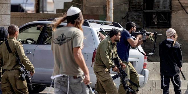 Silahlandırılan Yahudiler Nablus'ta Filistinlileri öldürüyor!