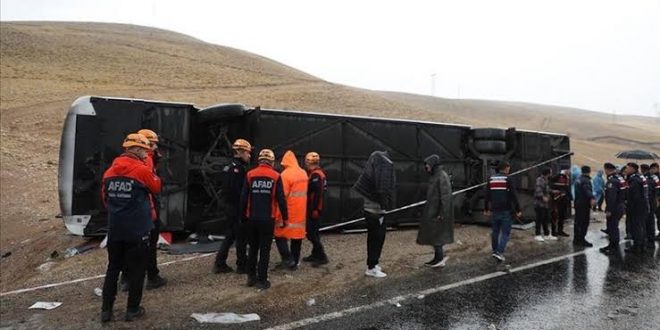 Sivas'ta feci kaza! Ölü ve yaralılar var