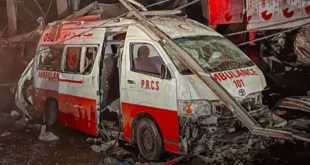 İsrail, ambulans ve kurtarma ekiplerini vurdu [Videolu]