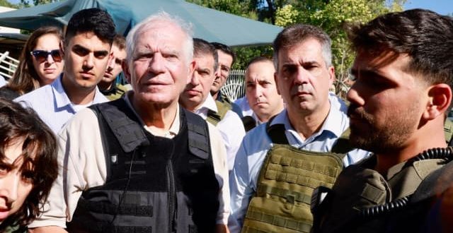 İsrail, Abbas'a karşı Hamas'ı finanse etmekle suçlandı!