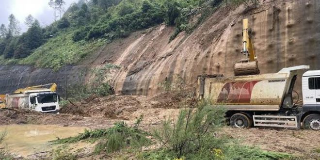 Heyelan felaketinde bilanço ağırlaşıyor