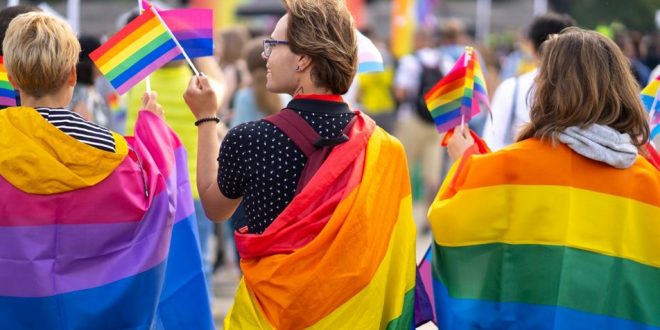 LGBT'li sapkınlar şokta: "Akıl hastası" sayılacaklar!