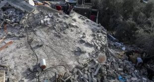 Katil İsrail, Gazze’de 3 eve bomba yağdırdı