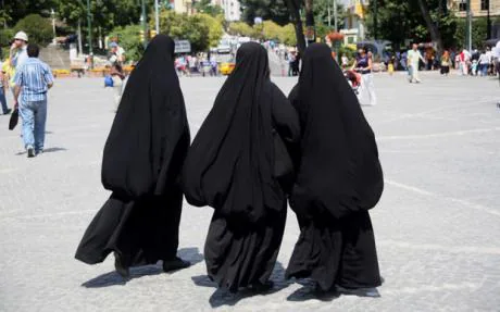 burkas 1686268c